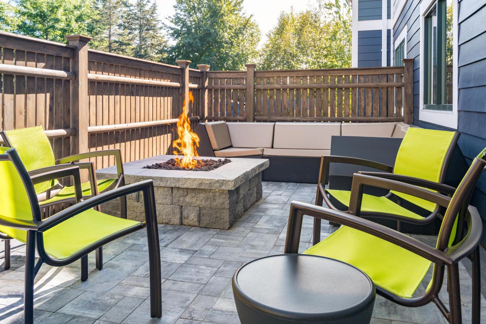 Springhill Suites By Marriott Freeport Brunswick Exterior foto